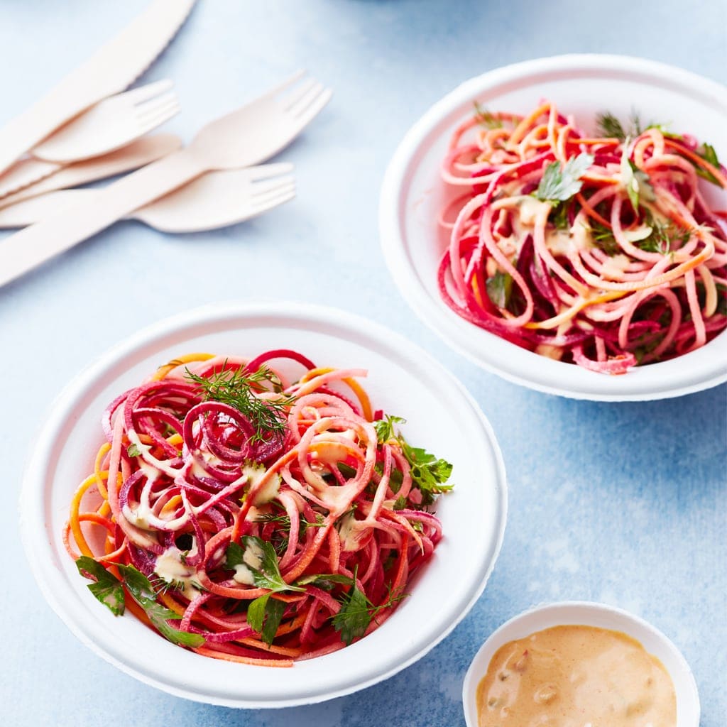 Salade multicolor avec thousand Islands dressing (livraison)